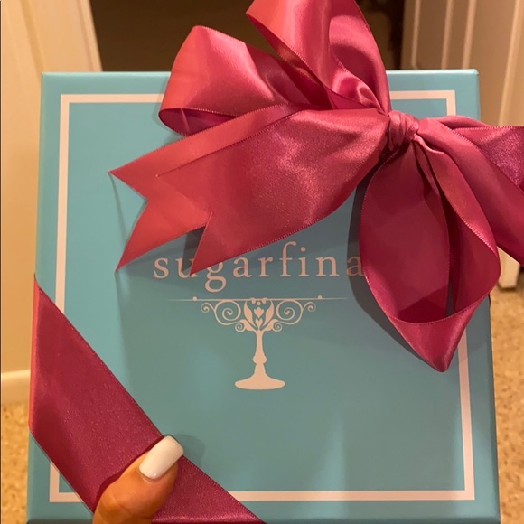 Sugarfina Gift Box - Picture 1 of 3